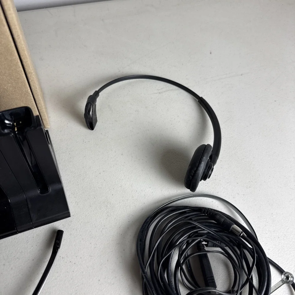 Plantronics SAVI 745 Wireless Headset (W745) Black Remote Work From Home Setup